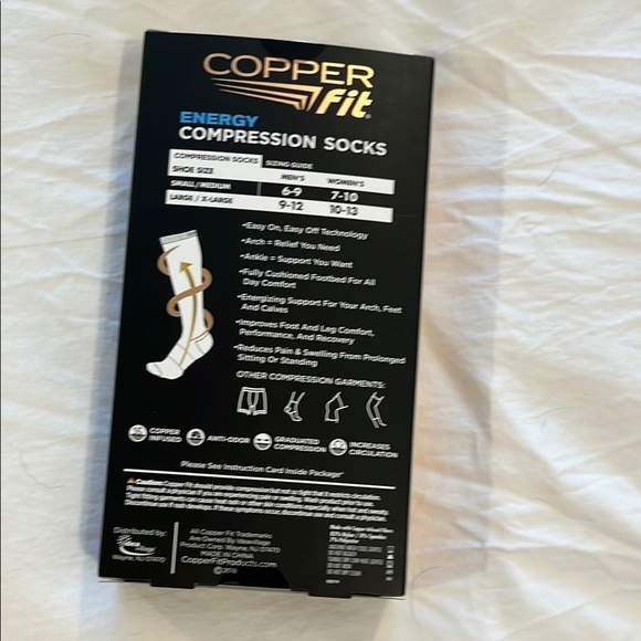 Copper Fit Black Athletic Energy Compression Socks Unisex Great for Travel! - Picture 2 of 8